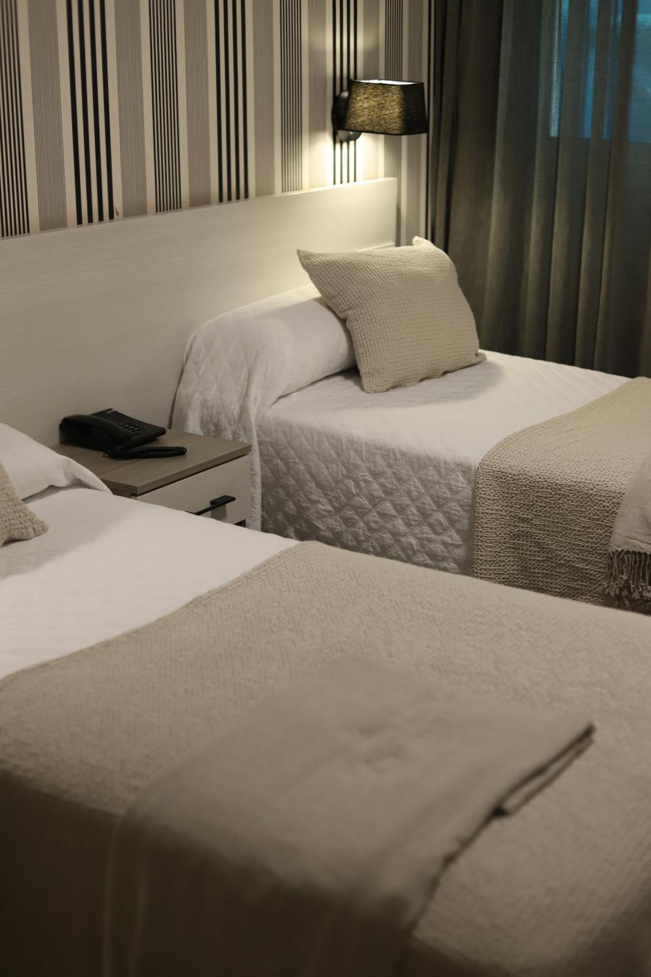 New Hotel Colon Mataró Zewnętrze zdjęcie