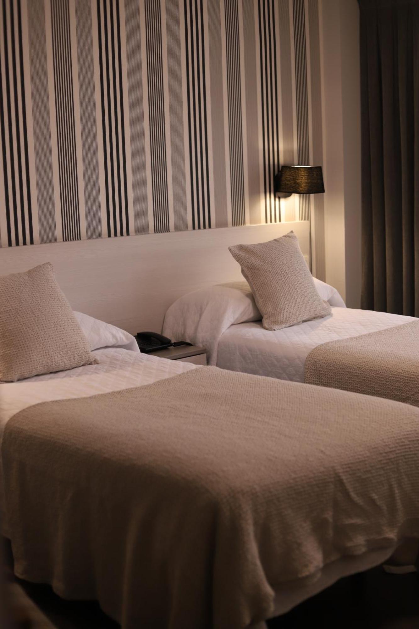 New Hotel Colon Mataró Zewnętrze zdjęcie