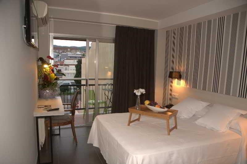 New Hotel Colon Mataró Zewnętrze zdjęcie